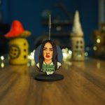 Billie Elish Not Tutucu