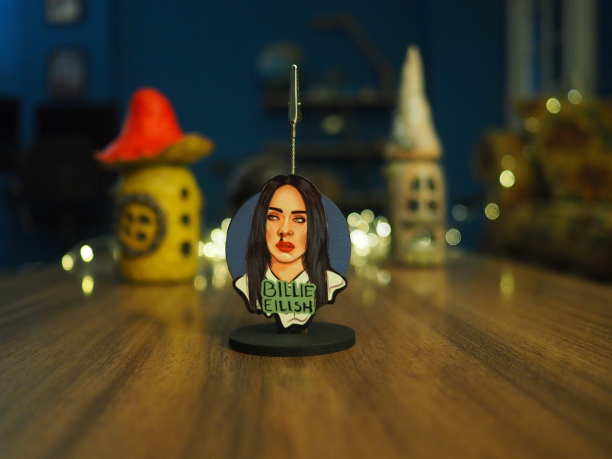 Billie Elish Not Tutucu Billie Elish Not Tutucu