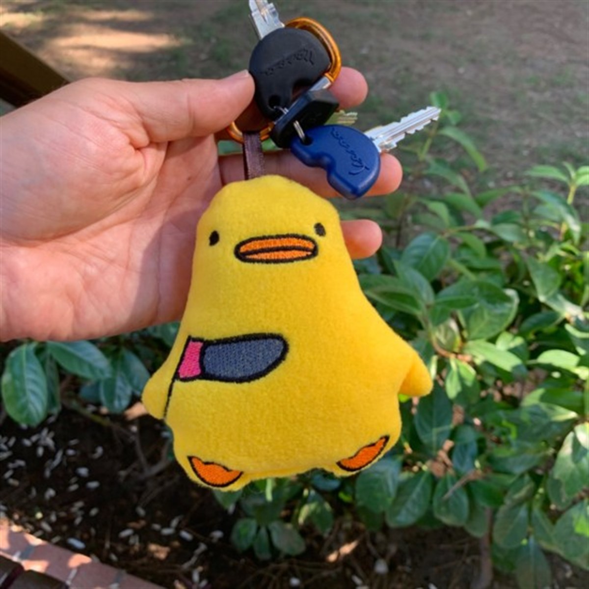 belalı civciv pofuduk anahtarlık belalı civciv pofuduk anahtarlık